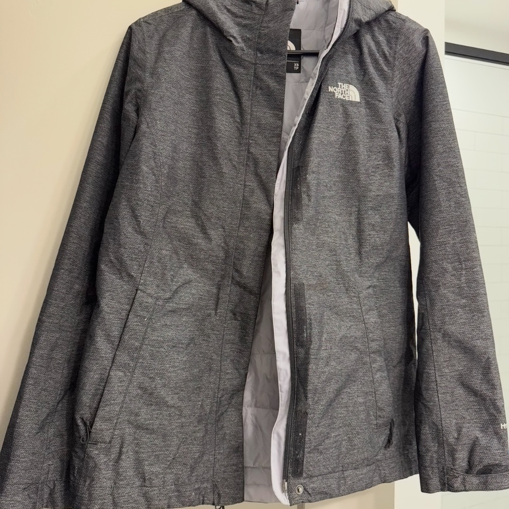 Women’s north face coat XS